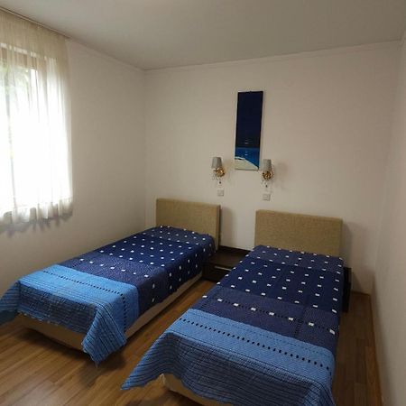 Complex Top Apartment Sveti Vlas Bagian luar foto