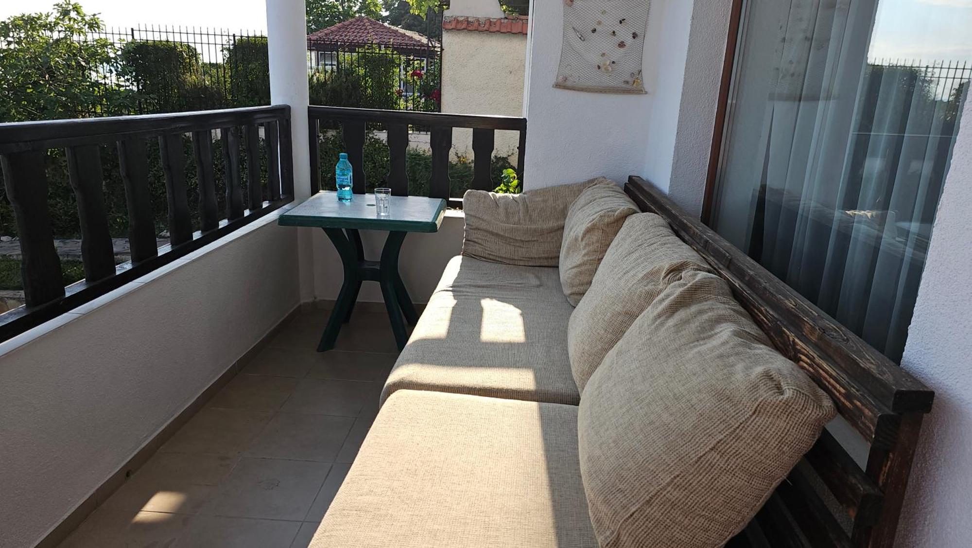 Complex Top Apartment Sveti Vlas Bagian luar foto