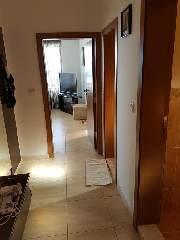 Complex Top Apartment Sveti Vlas Bagian luar foto